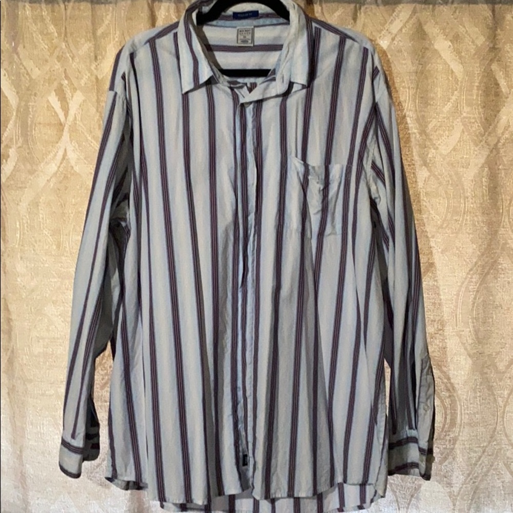 Men’s blue/purple pin stripe button up